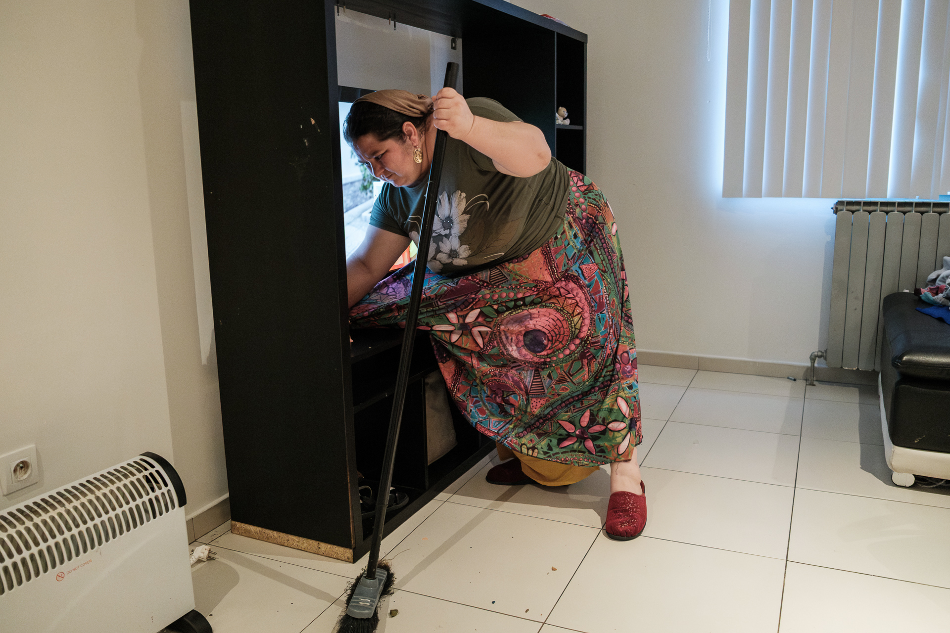 Marina face curățenie, La Louvière, Belgia, aprilie 2024 Marina face curățenie, La Louvière, Belgia, aprilie 2024