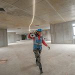 Dorel Moise, 22 de ani, pe un șantier din Tournai, Belgia, 2024