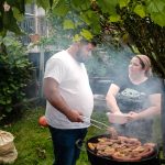 Geo și Marina în curtea casei lor din La Louvière, Belgia, iulie 2024